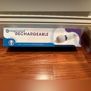 COPY - Authentic Magic Wand Rechargeable NWT